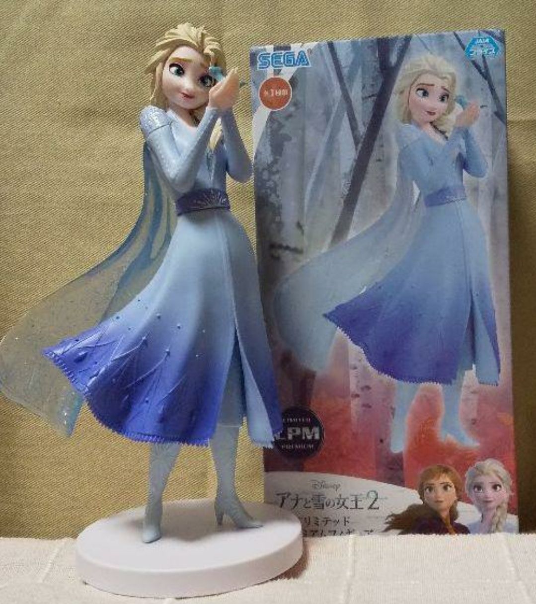 Sega Premium Figure Disney Frozen Anna 